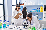 Group of female chemists